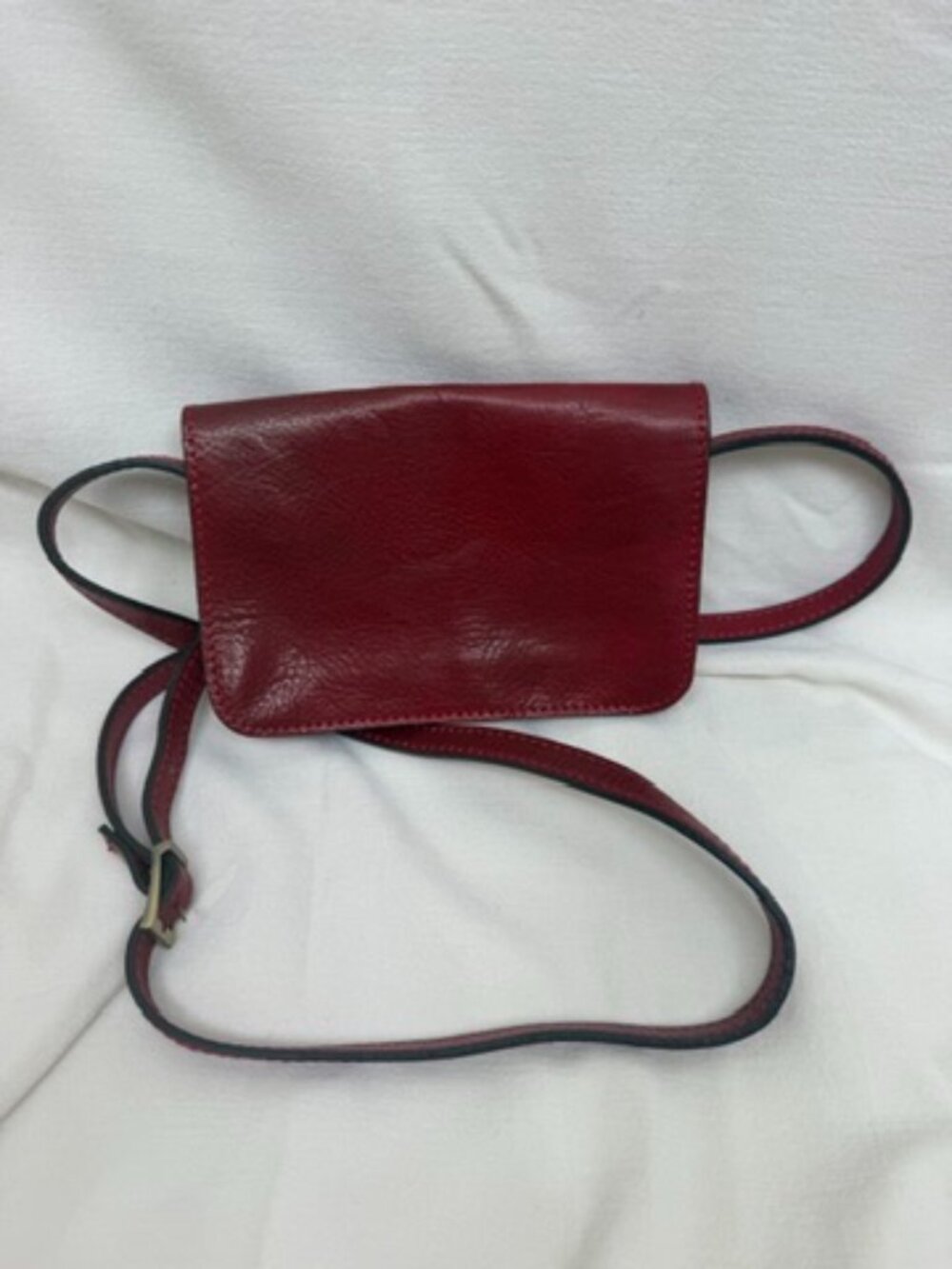 Vera Pelle Italian Leather Florentine Fleur de Lis Envelope Crossbody Bag